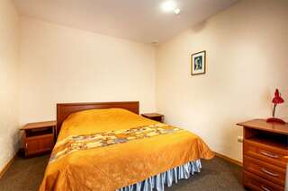 Гостиница Эврика Йошкар-Ола Люкс 3-х комнатный-4