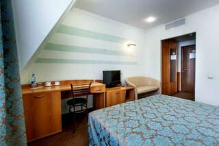 Гостиница Эврика Йошкар-Ола Стандартный двухместный номер с 1 кроватью или 2 отдельными кроватями-2